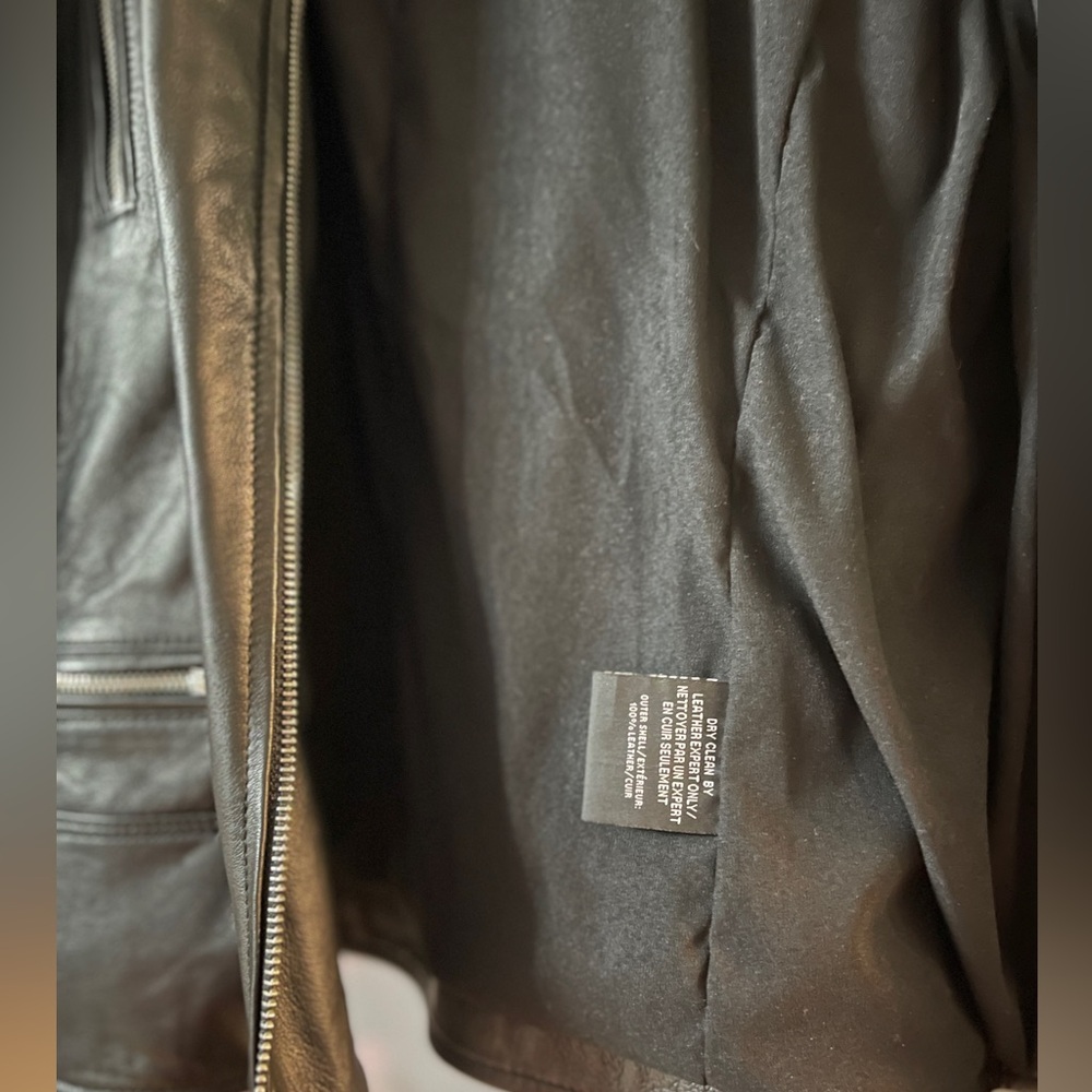 Lamarque Black Meryl Snap Stand
Collar Leather Moto Jacket Size XL,NWT - Picture 7 of 10